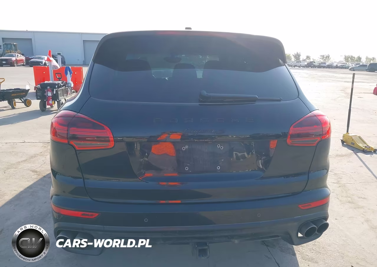 2015 Porsche Cayenne S VIN:WP1AB2A21FLA56772 - 16