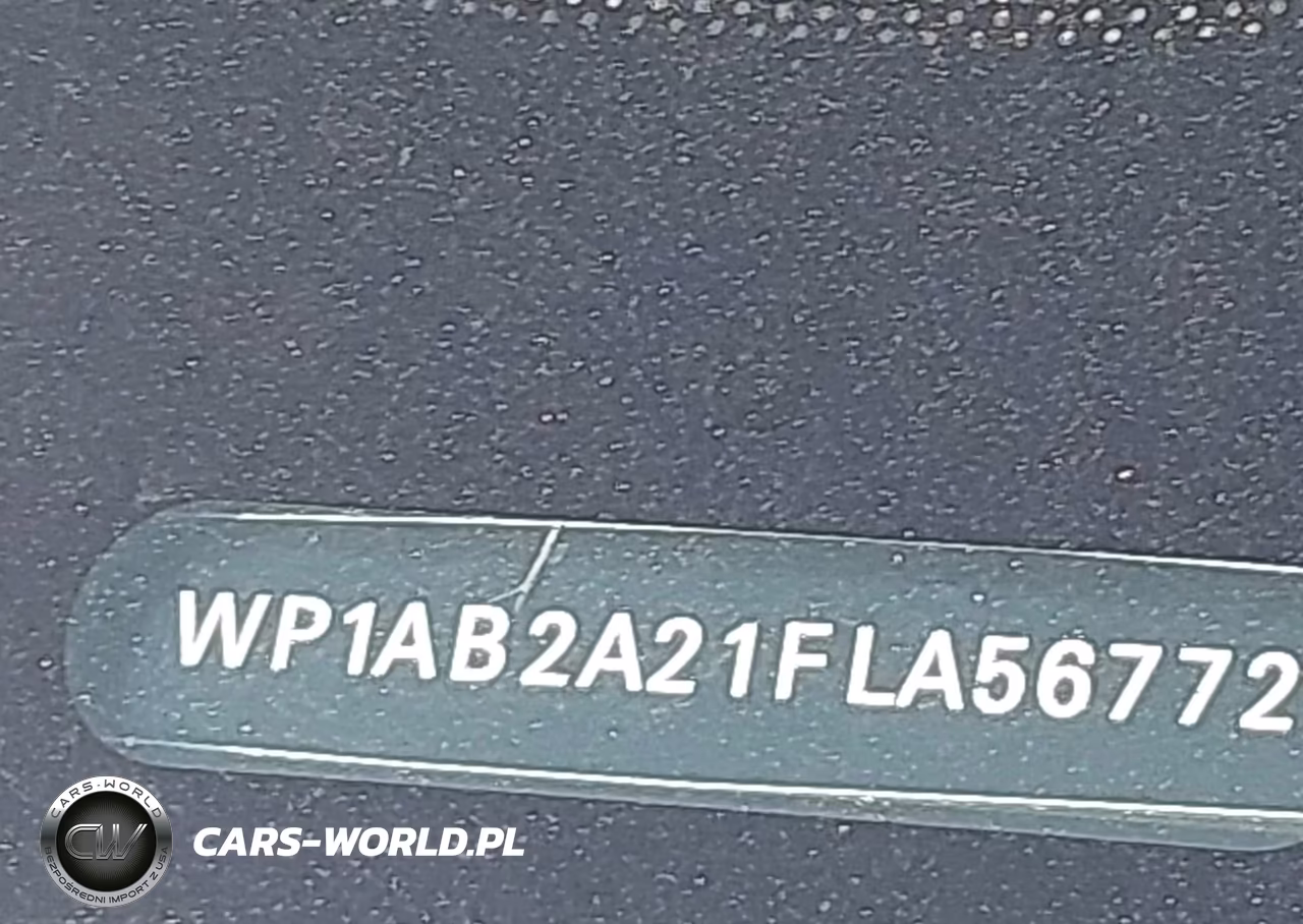 2015 Porsche Cayenne S VIN:WP1AB2A21FLA56772 - 17