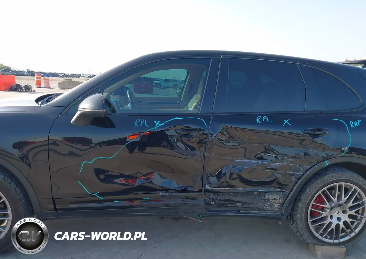 2015 Porsche Cayenne S VIN:WP1AB2A21FLA56772 - 6