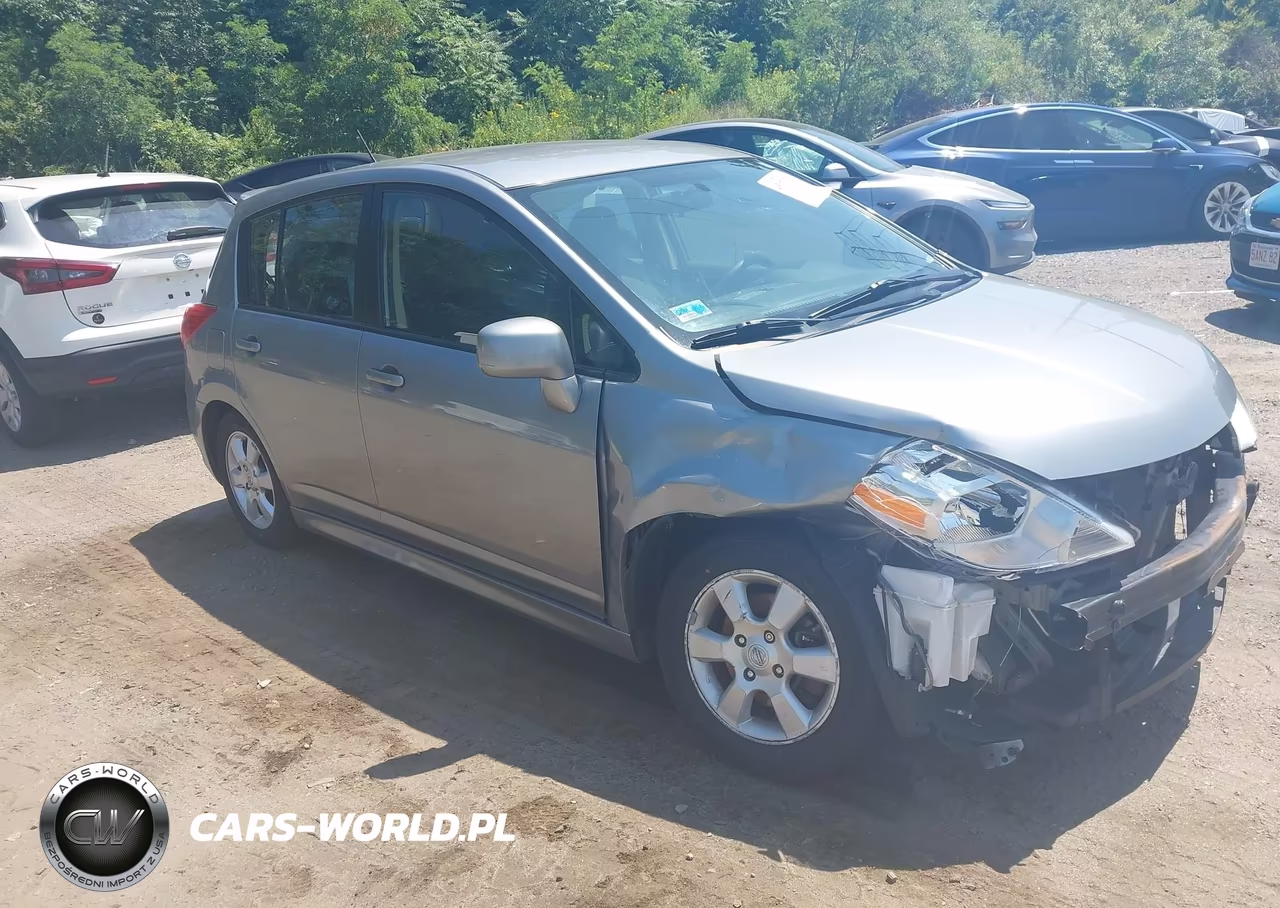 2011 Nissan Versa 1.8Sl