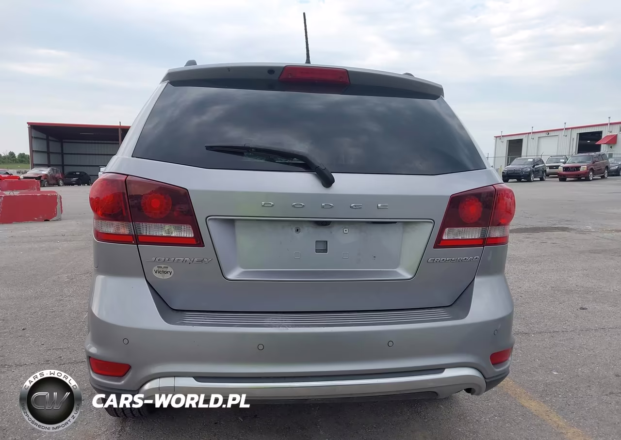 2020 Dodge Journey Crossroad VIN:3C4PDCGB7LT267834 - 17
