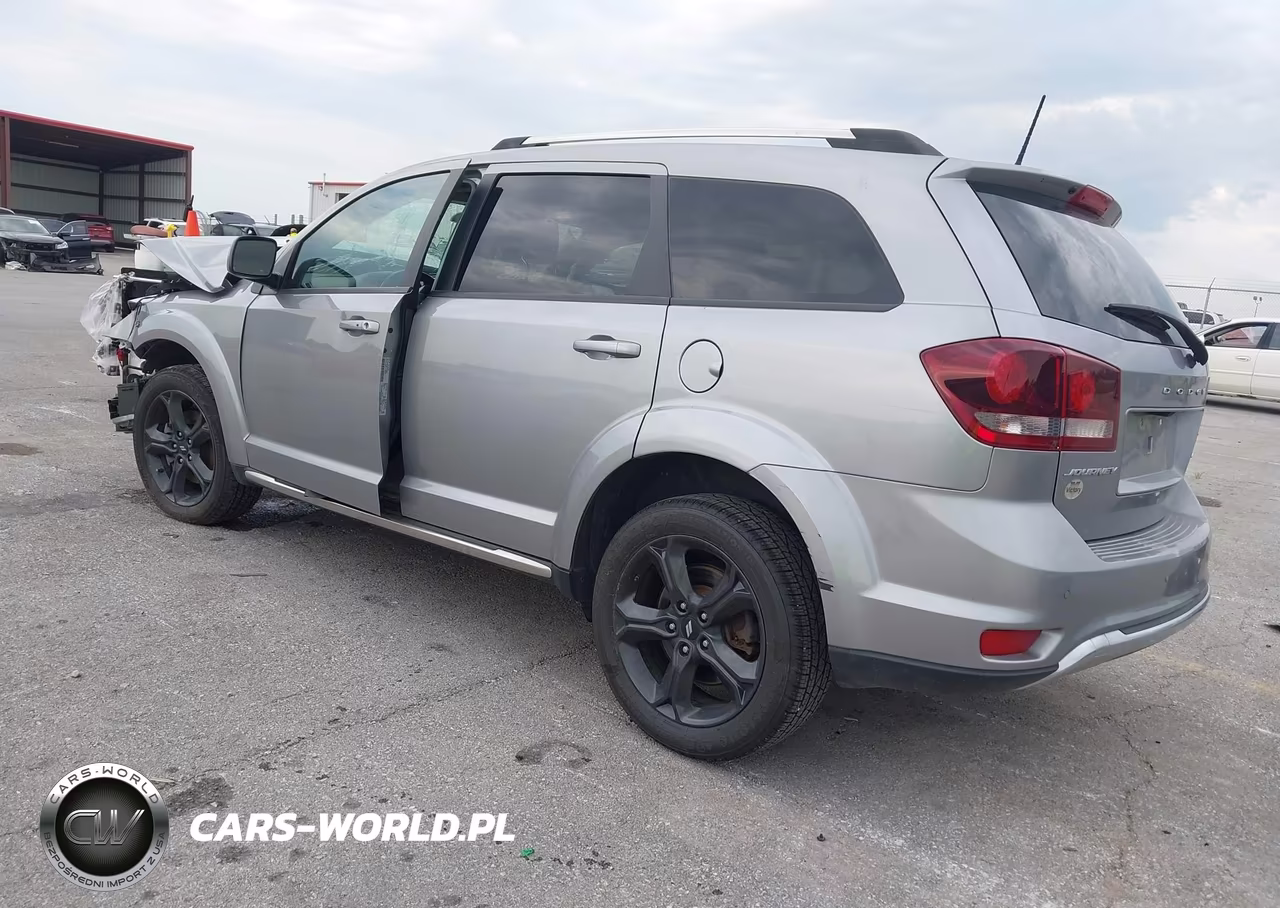 2020 Dodge Journey Crossroad VIN:3C4PDCGB7LT267834 - 3