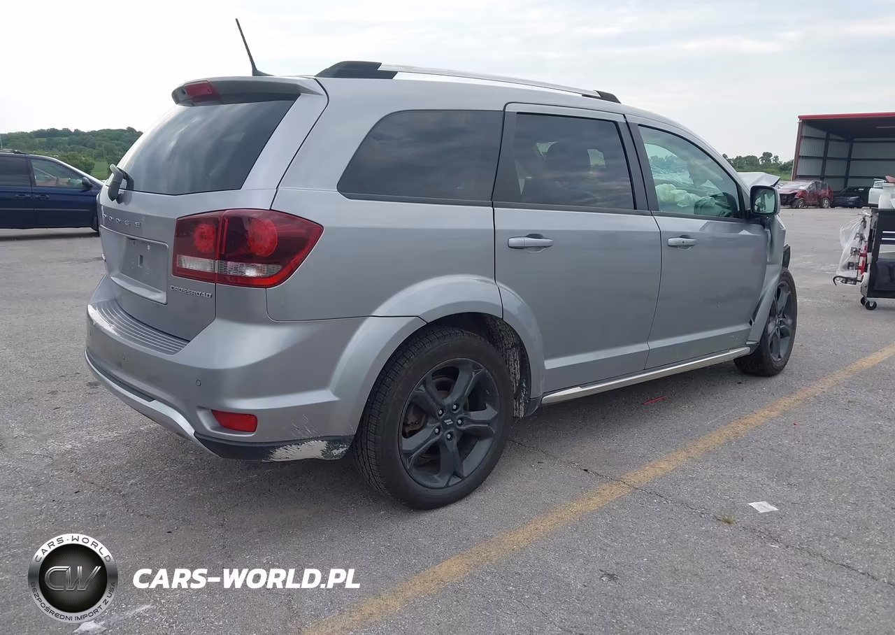2020 Dodge Journey Crossroad VIN:3C4PDCGB7LT267834 - 4