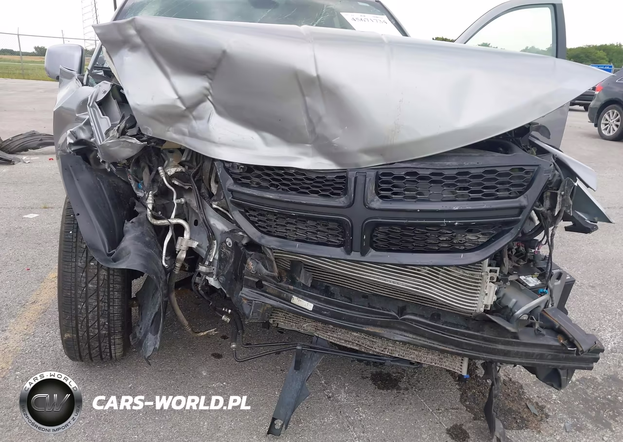 2020 Dodge Journey Crossroad VIN:3C4PDCGB7LT267834 - 6