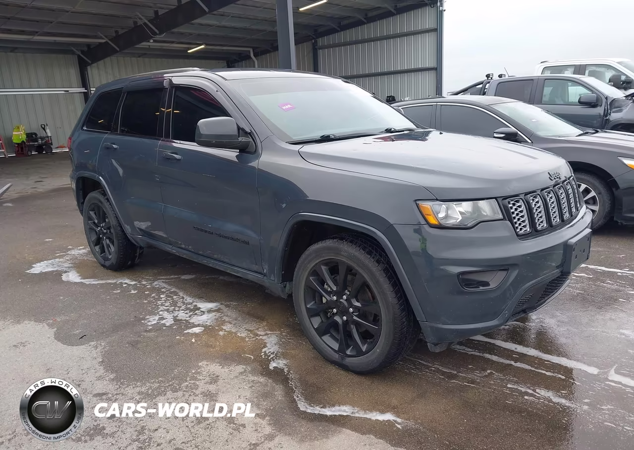 2017 Jeep Grand Cherokee Altitude – zdjęcie 1 z 17