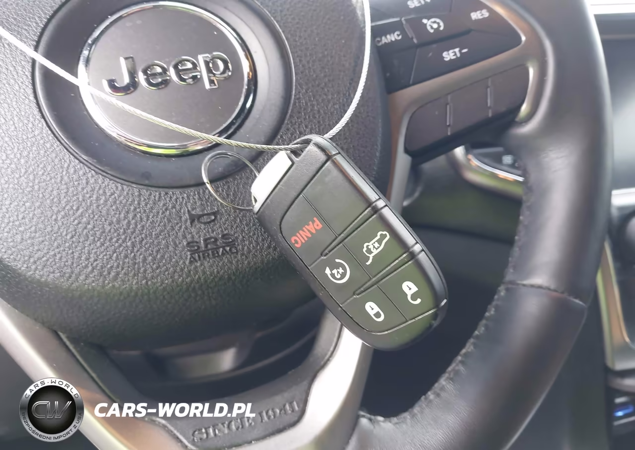 2017 Jeep Grand Cherokee Altitude VIN:1C4RJFAG7HC753893 - 11