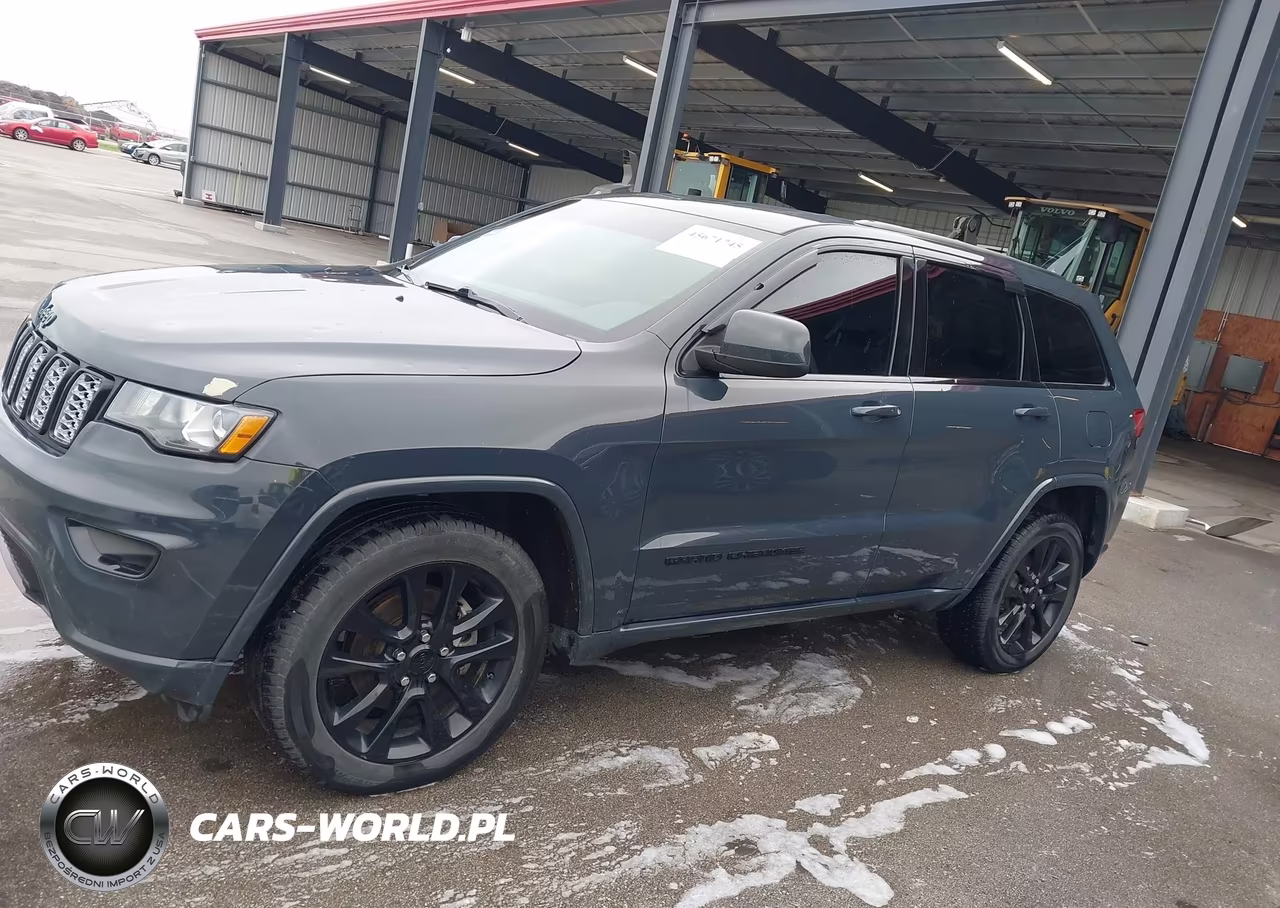 2017 Jeep Grand Cherokee Altitude VIN:1C4RJFAG7HC753893 - 14