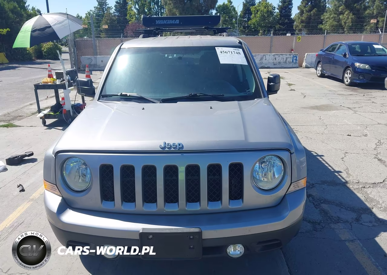 2017 Jeep Patriot Sport VIN:1C4NJPBA2HD209973 - 12
