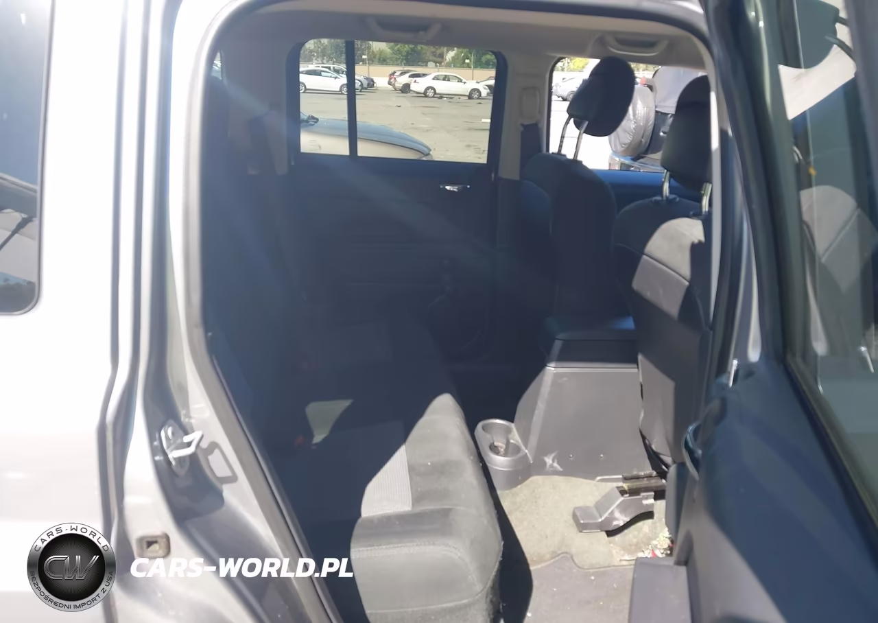 2017 Jeep Patriot Sport VIN:1C4NJPBA2HD209973 - 8