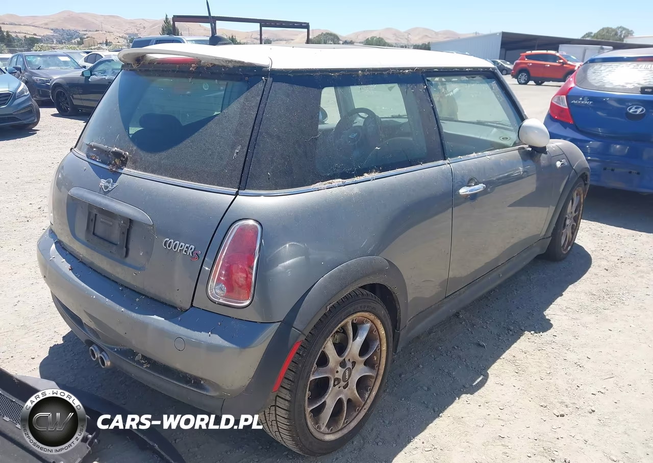 2006 Mini Cooper S VIN:WMWRE33566TJ39331 - 4