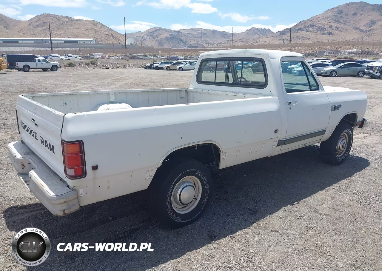 1984 Dodge W-Series W150 VIN:1B7HW14W0ES207117 - 4