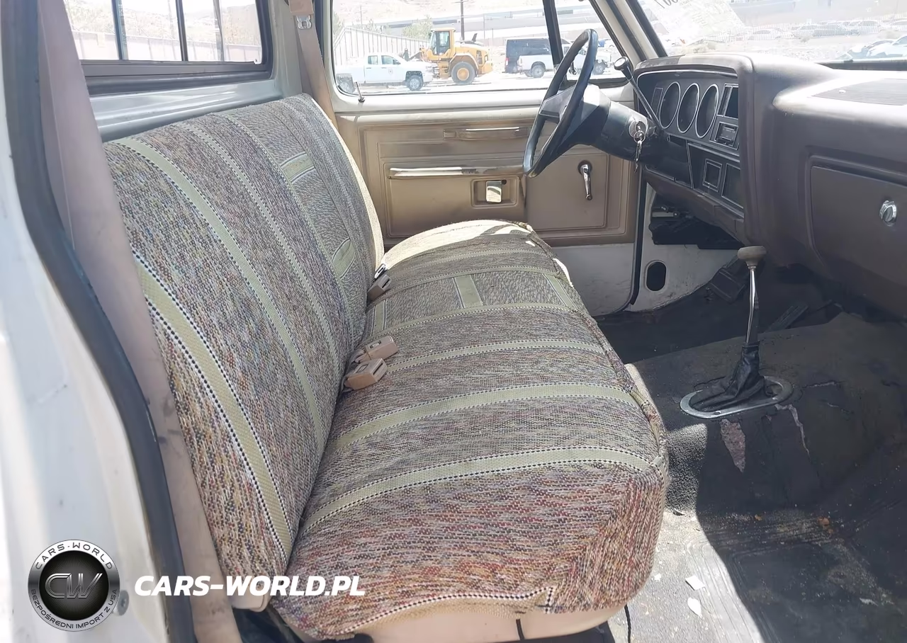 1984 Dodge W-Series W150 VIN:1B7HW14W0ES207117 - 5