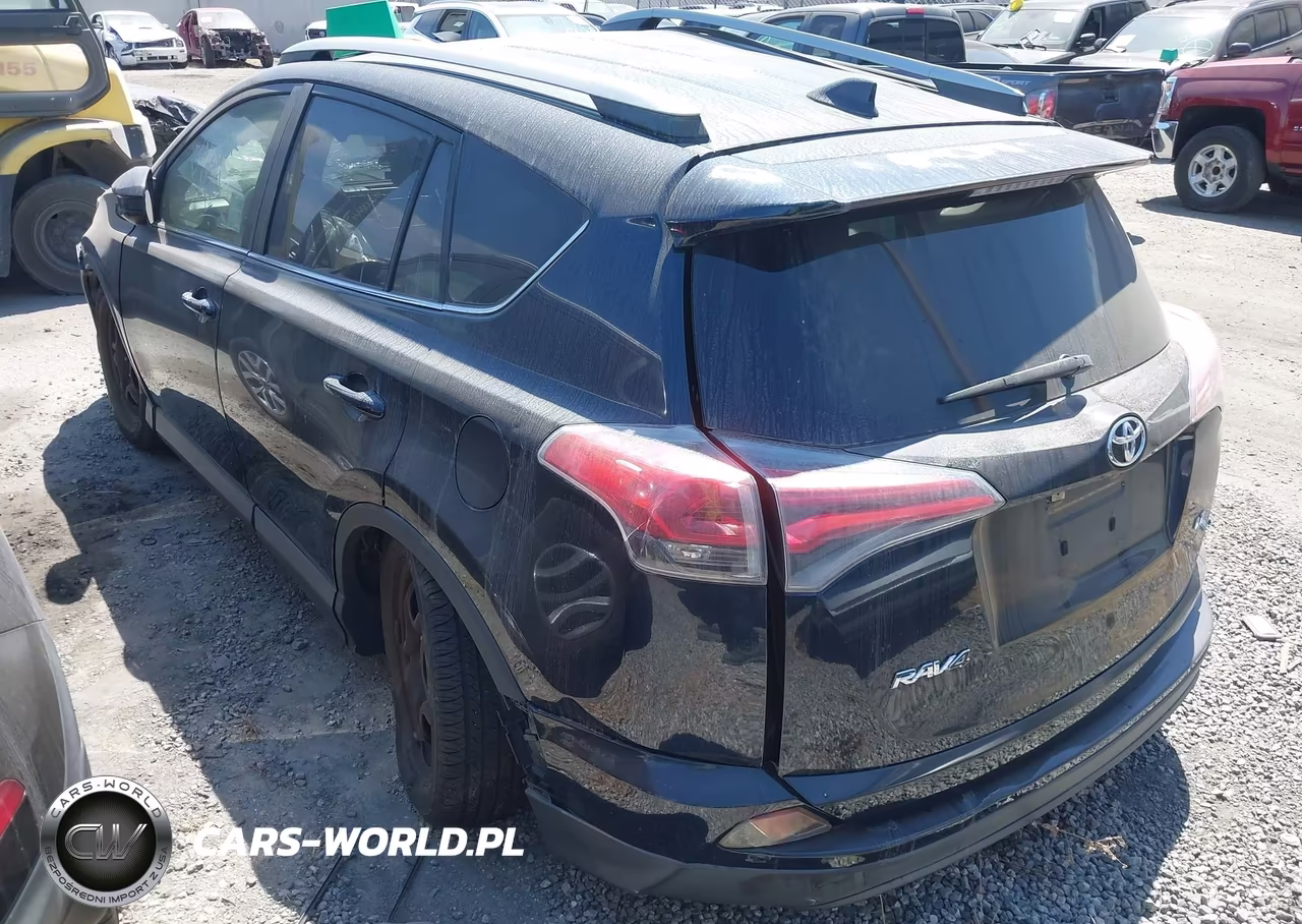 2017 Toyota Rav4 Le VIN:JTMZFREV9HJ121808 - 3