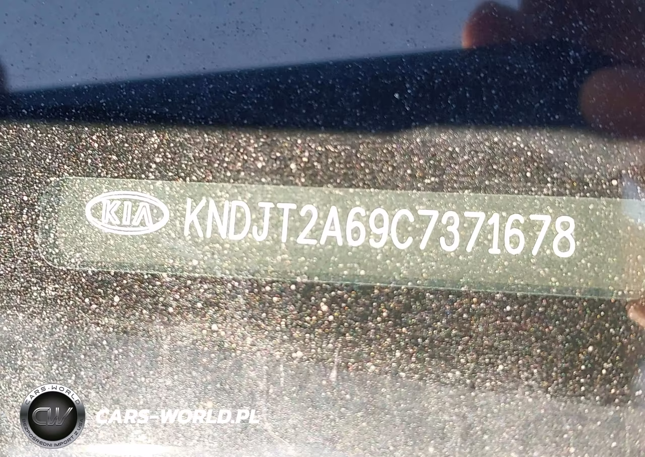 2012 Kia Soul + VIN:KNDJT2A69C7371678 - 9