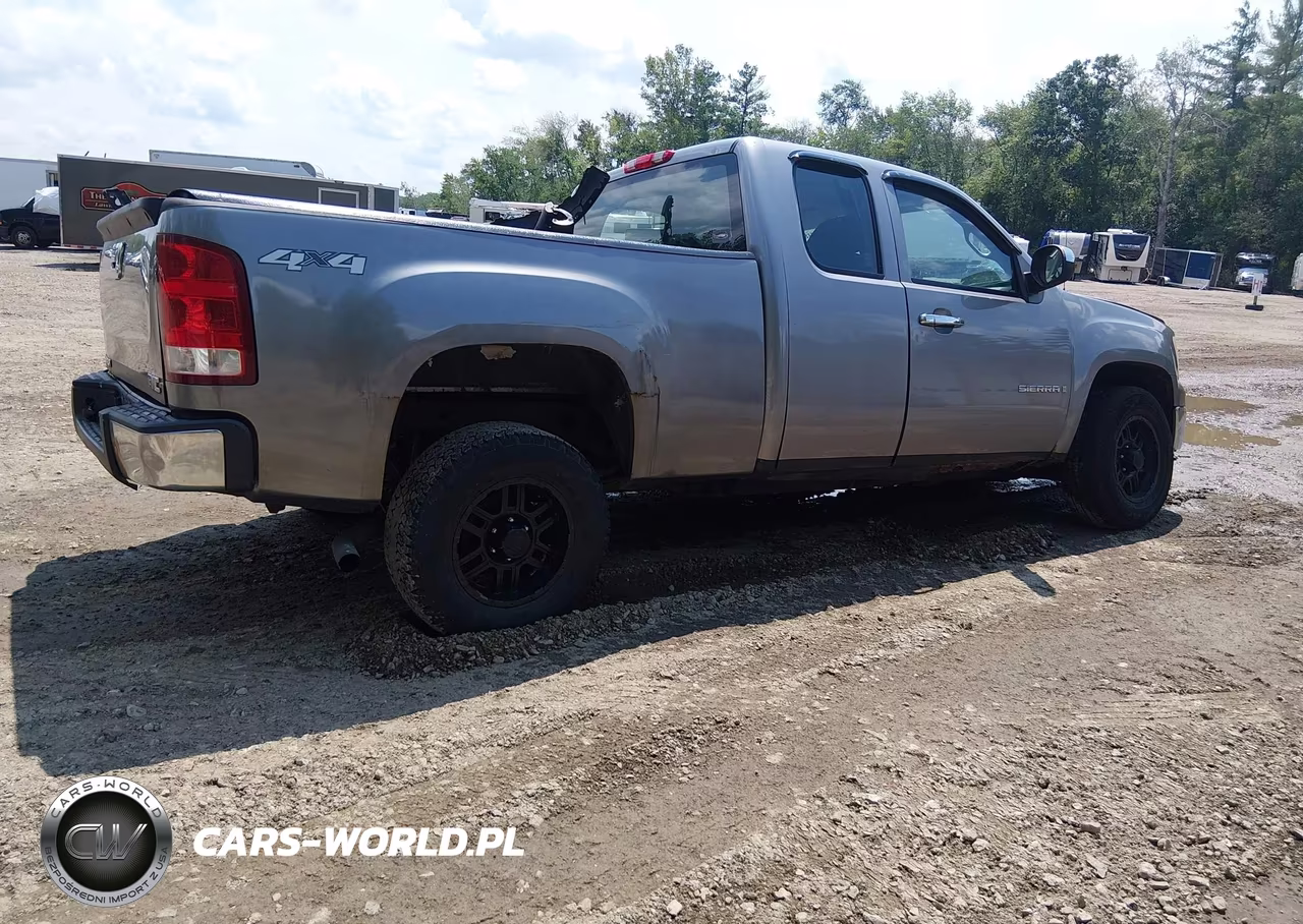 2007 GMC Sierra 1500 Work Truck VIN:2GTEK19C771725287 - 4