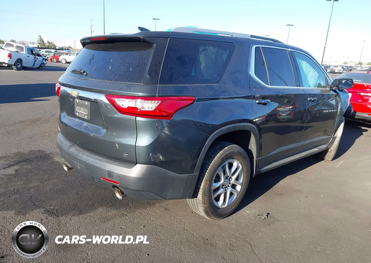 2018 Chevrolet Traverse Lt Cloth VIN:1GNERGKW2JJ282005 - 4