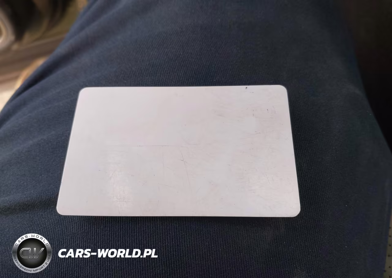 2023 Rivian R1S Launch Edition VIN:7PDSGABL6PN000530 - 11