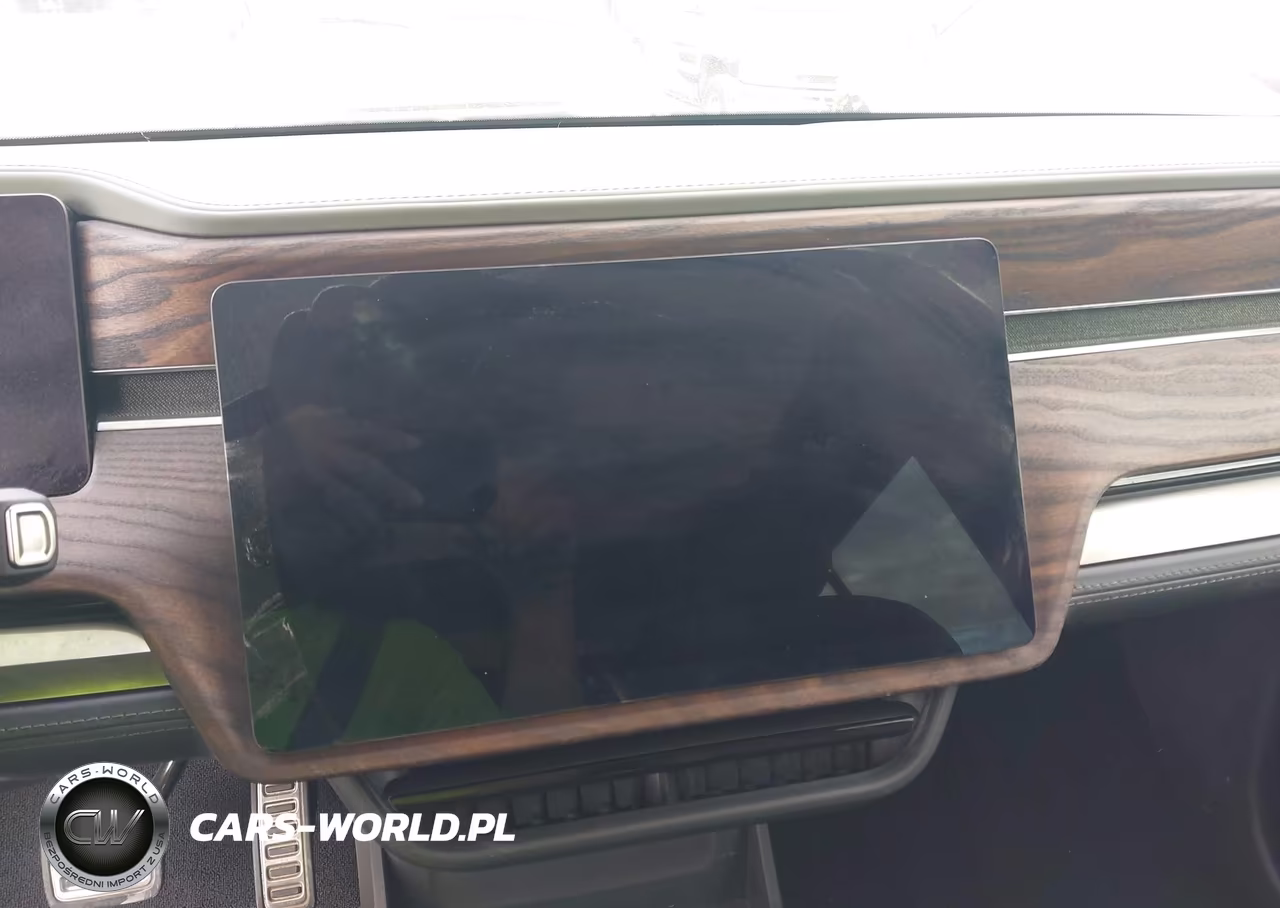 2023 Rivian R1S Launch Edition VIN:7PDSGABL6PN000530 - 18