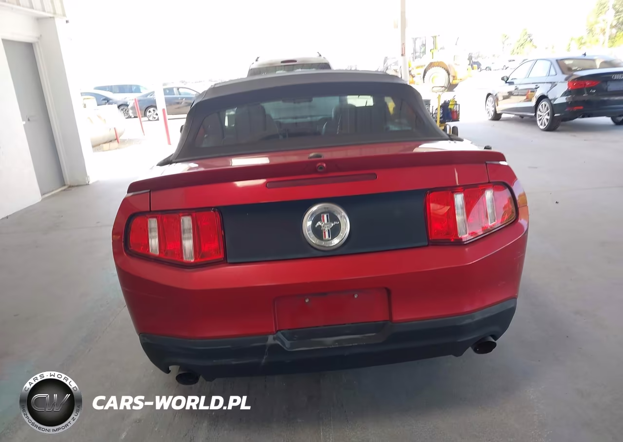 2011 Ford Mustang V6 Premium VIN:1ZVBP8EM7B5151256 - 16