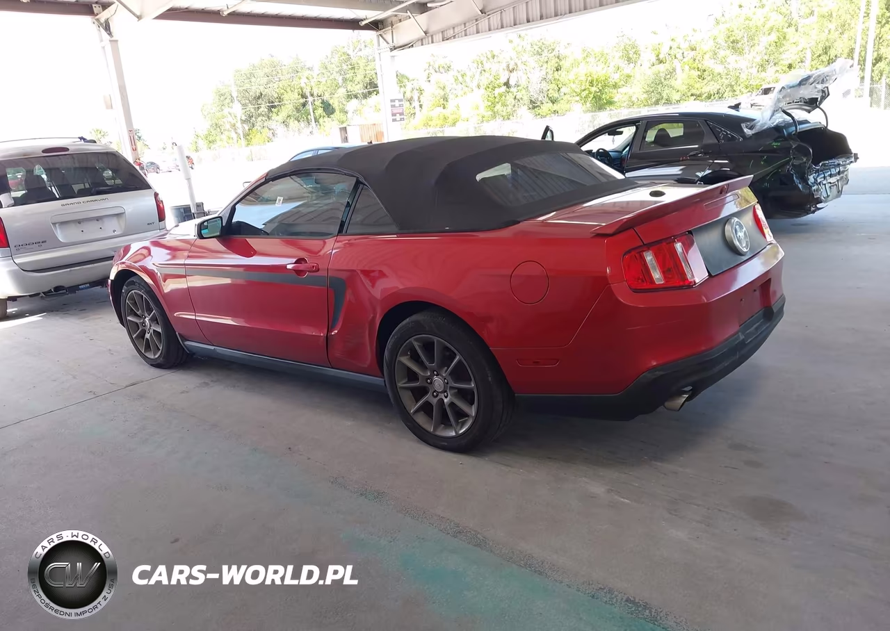 2011 Ford Mustang V6 Premium VIN:1ZVBP8EM7B5151256 - 3