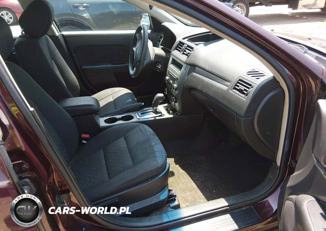 2012 Ford Fusion Se VIN:3FAHP0HA8CR331642 - 5