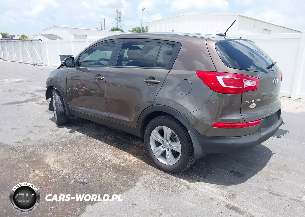 2013 Kia Sportage Lx VIN:KNDPB3A29D7437373 - 3
