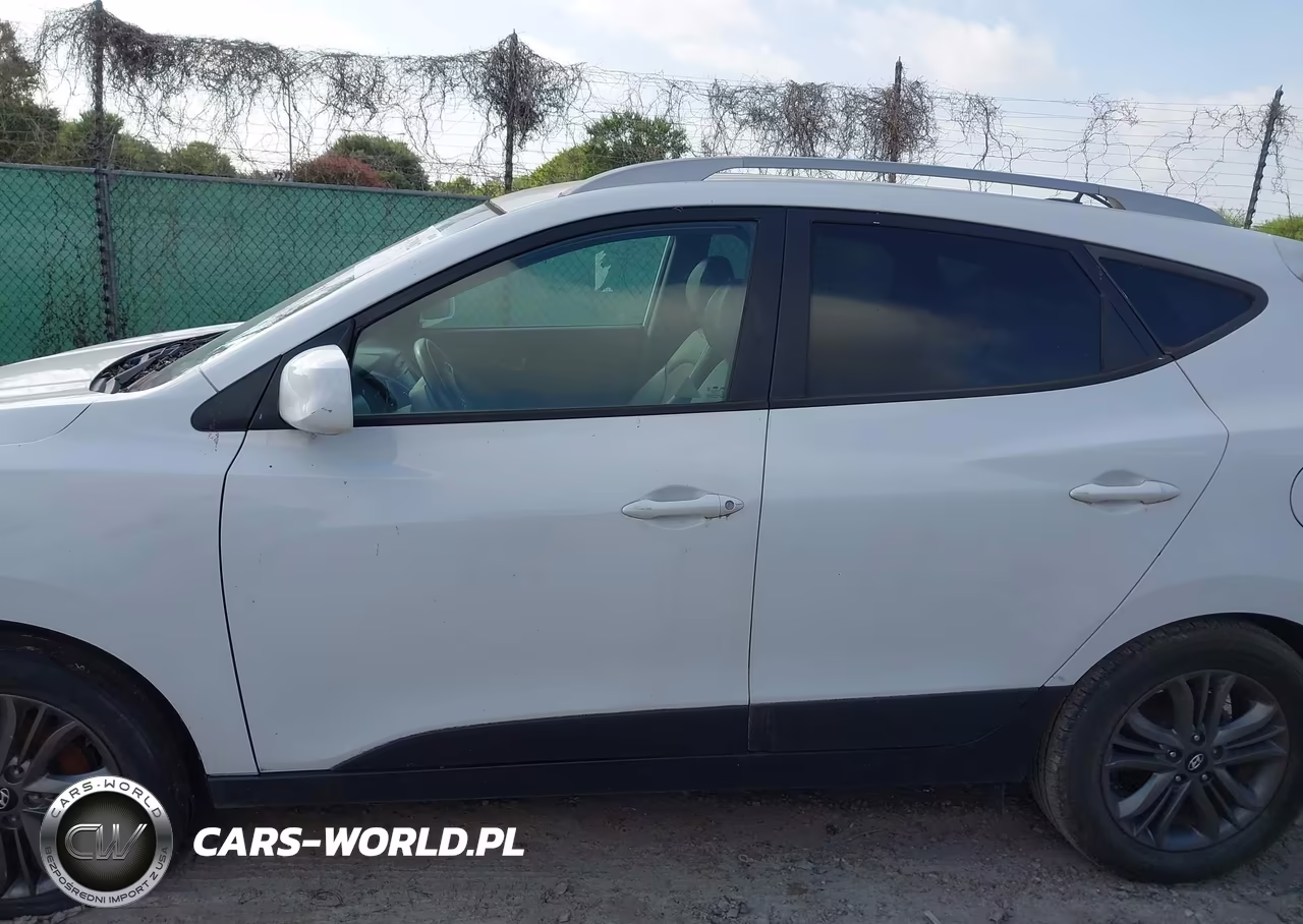 2015 Hyundai Tucson Se VIN:KM8JU3AGXFU069149 - 15