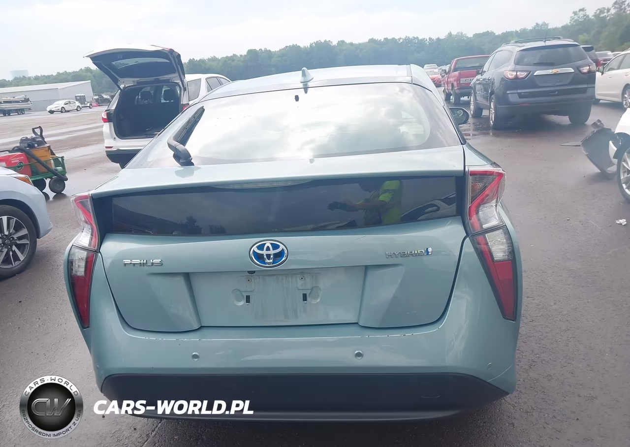 2018 Toyota Prius Two VIN:JTDKBRFU8J3069049 - 17