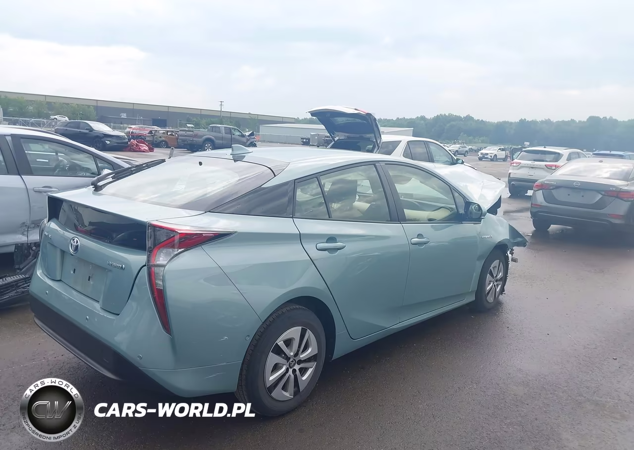 2018 Toyota Prius Two VIN:JTDKBRFU8J3069049 - 4