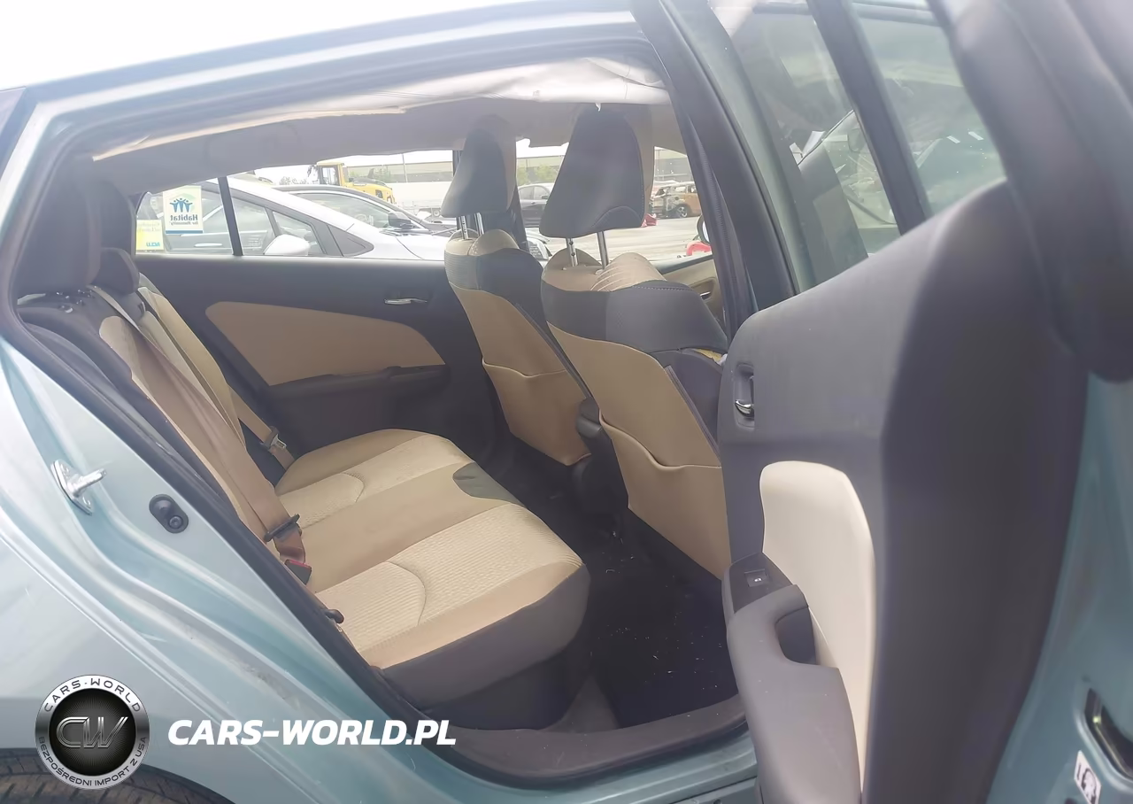 2018 Toyota Prius Two VIN:JTDKBRFU8J3069049 - 8