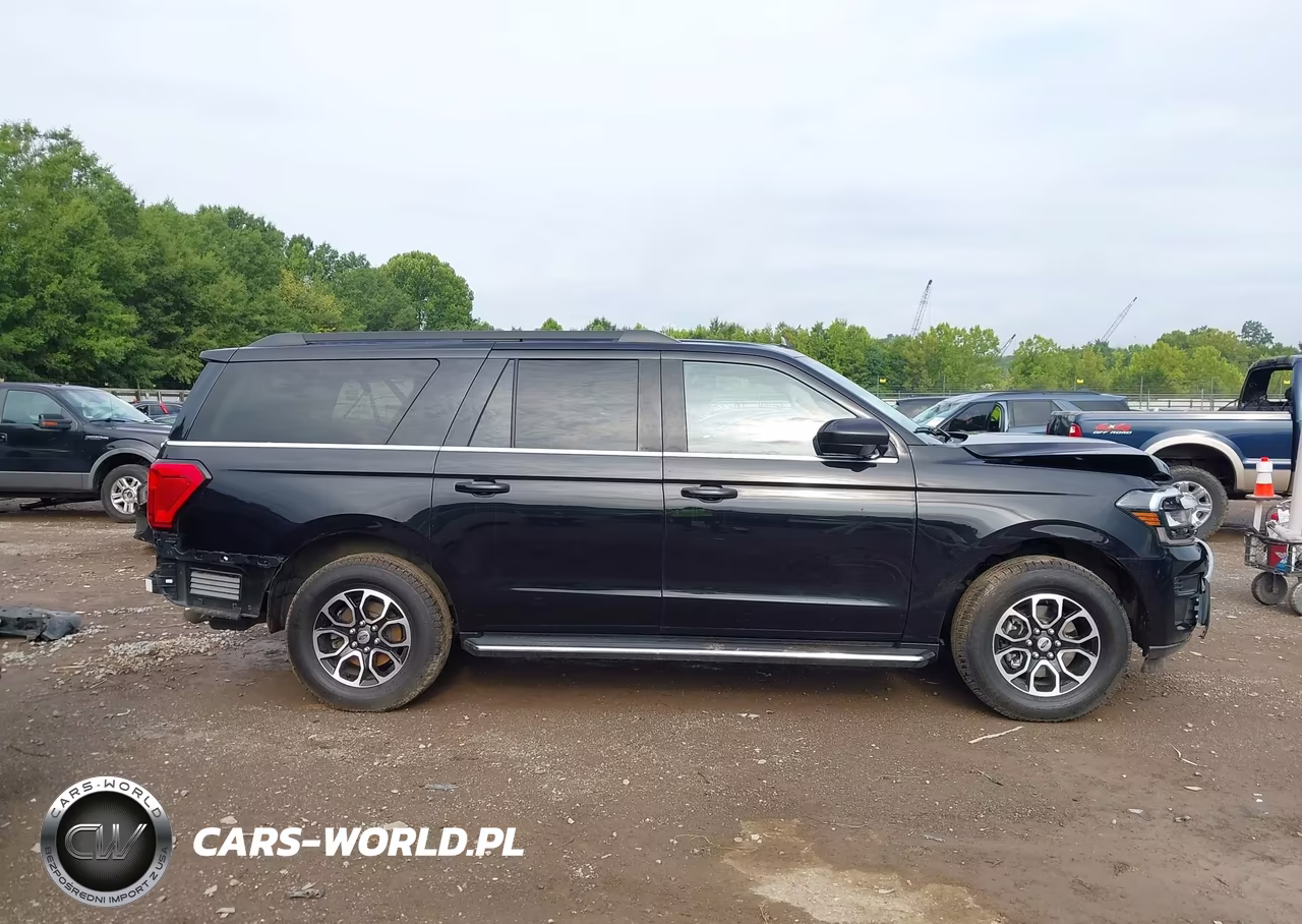 2023 Ford Expedition Xlt Max VIN:1FMJK1J83PEA03900 - 13
