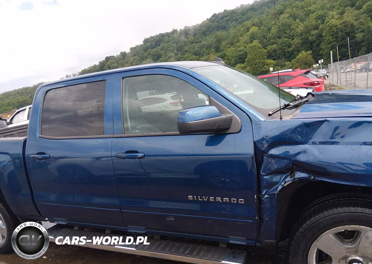 2018 Chevrolet Silverado 1500 1Lt VIN:3GCUKREC2JG378322 - 14