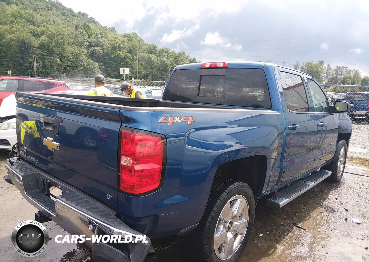 2018 Chevrolet Silverado 1500 1Lt VIN:3GCUKREC2JG378322 - 4