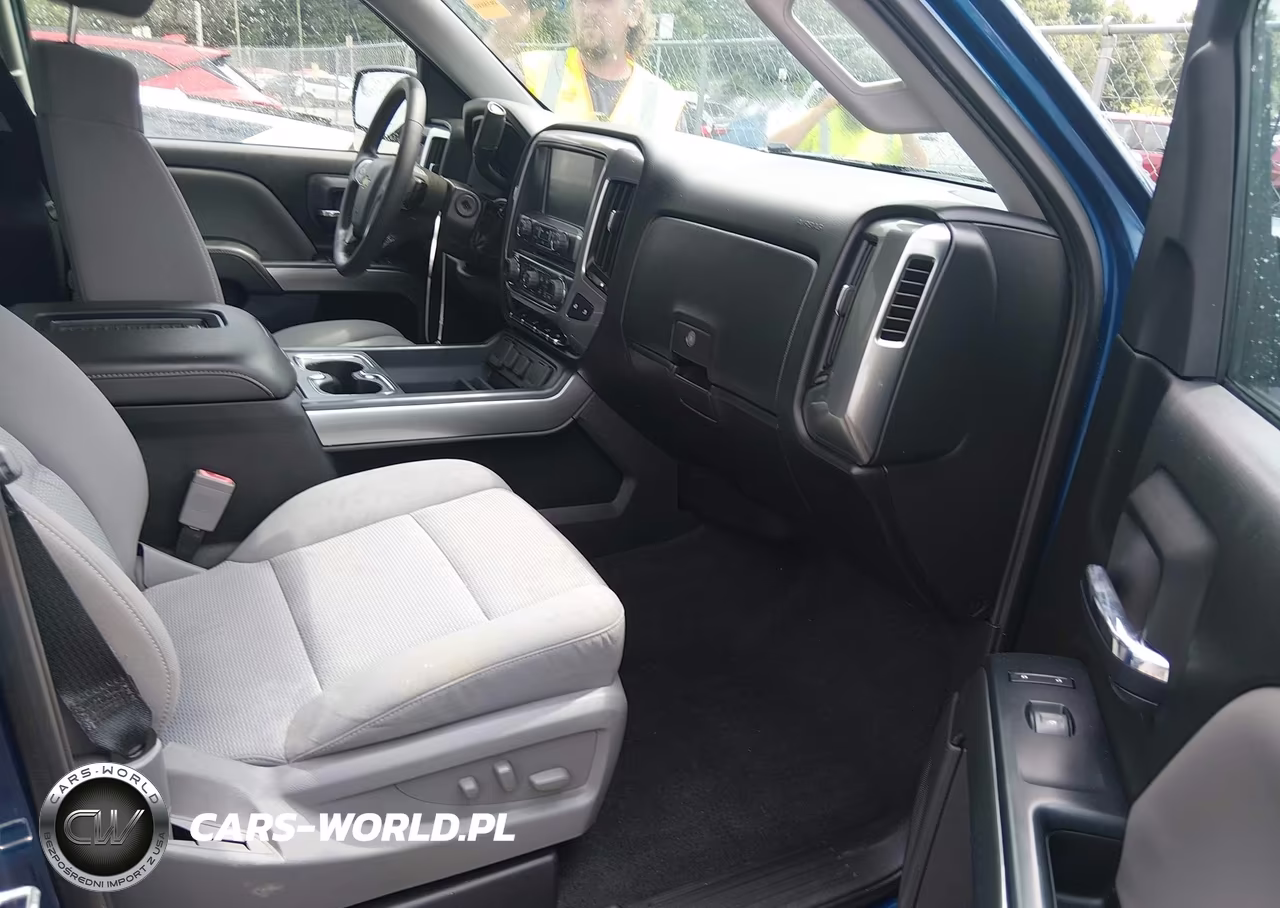 2018 Chevrolet Silverado 1500 1Lt VIN:3GCUKREC2JG378322 - 5