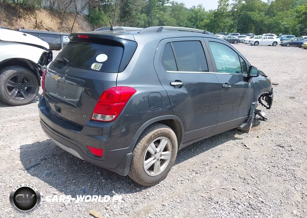 2017 Chevrolet Trax Lt VIN:3GNCJPSB3HL290645 - 4