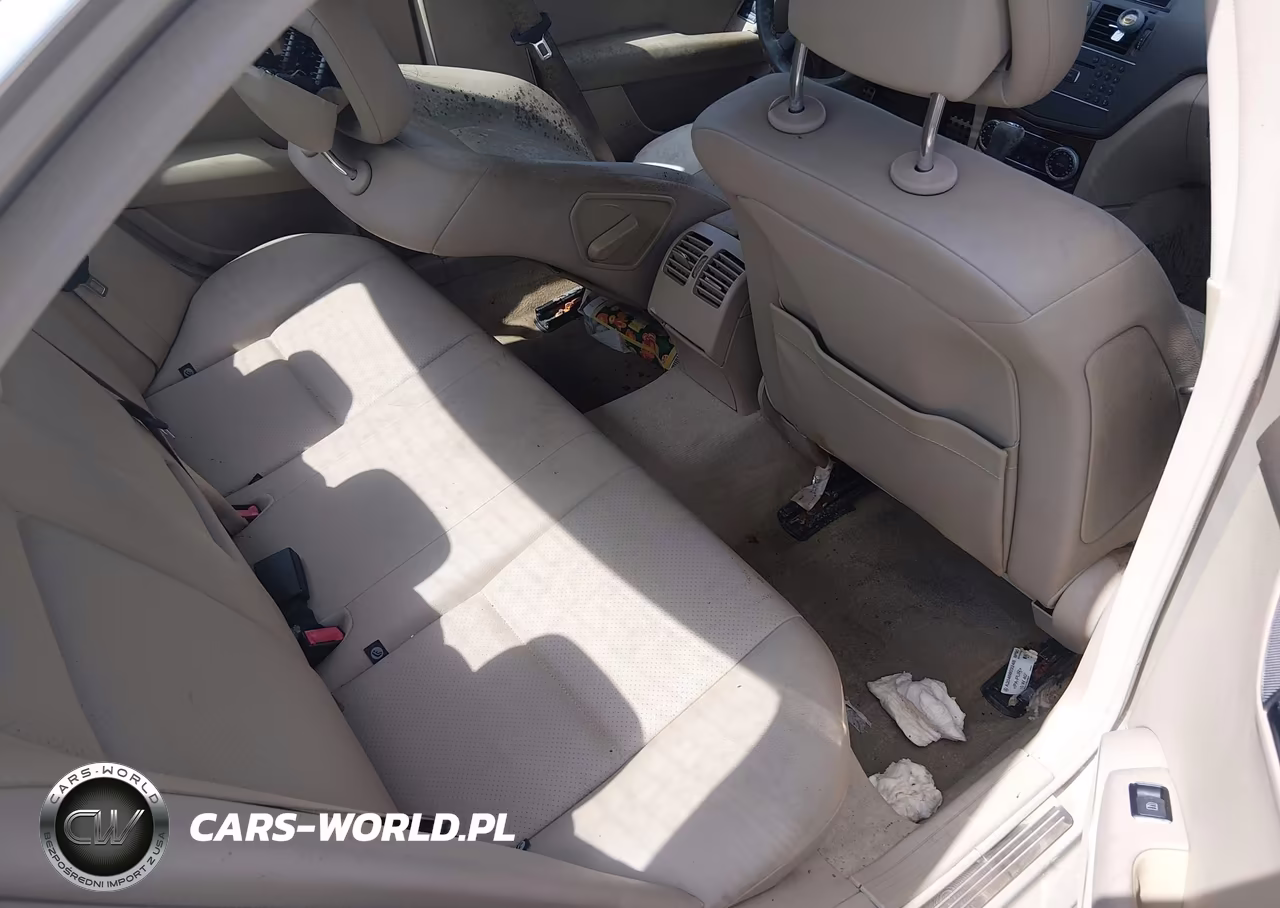 2011 Mercedes-Benz C 300 Luxury-Sport VIN:WDDGF5EB5BR159119 - 8