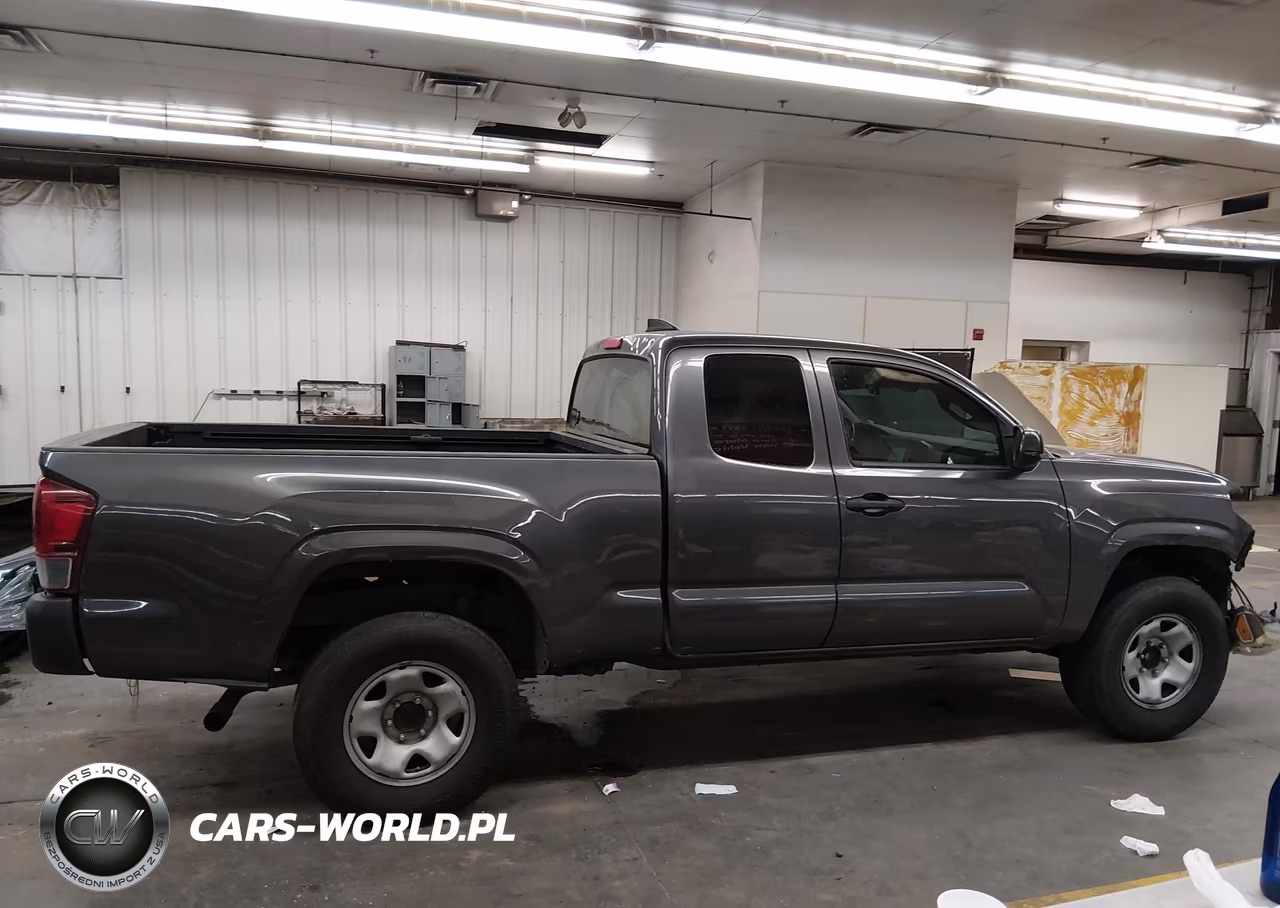 2018 Toyota Tacoma Sr VIN:5TFRX5GN0JX117622 - 14