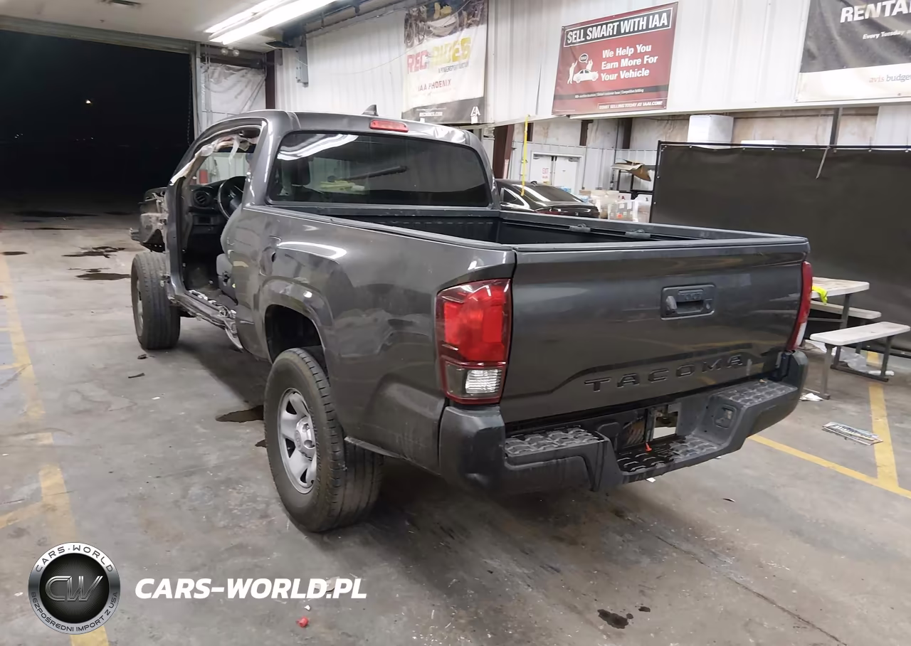 2018 Toyota Tacoma Sr VIN:5TFRX5GN0JX117622 - 3