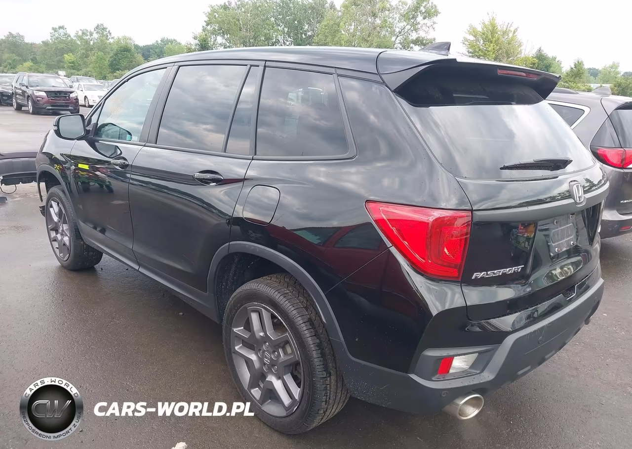 2023 Honda Passport Awd Ex-L VIN:5FNYF8H54PB005696 - 3