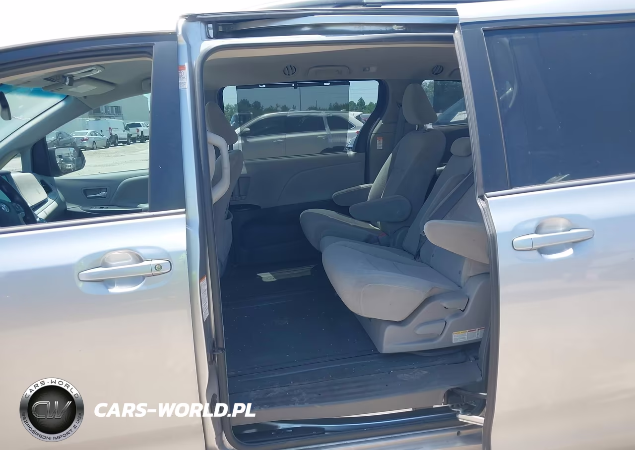 2017 Toyota Sienna Le 8 Passenger VIN:5TDKZ3DC1HS884981 - 8