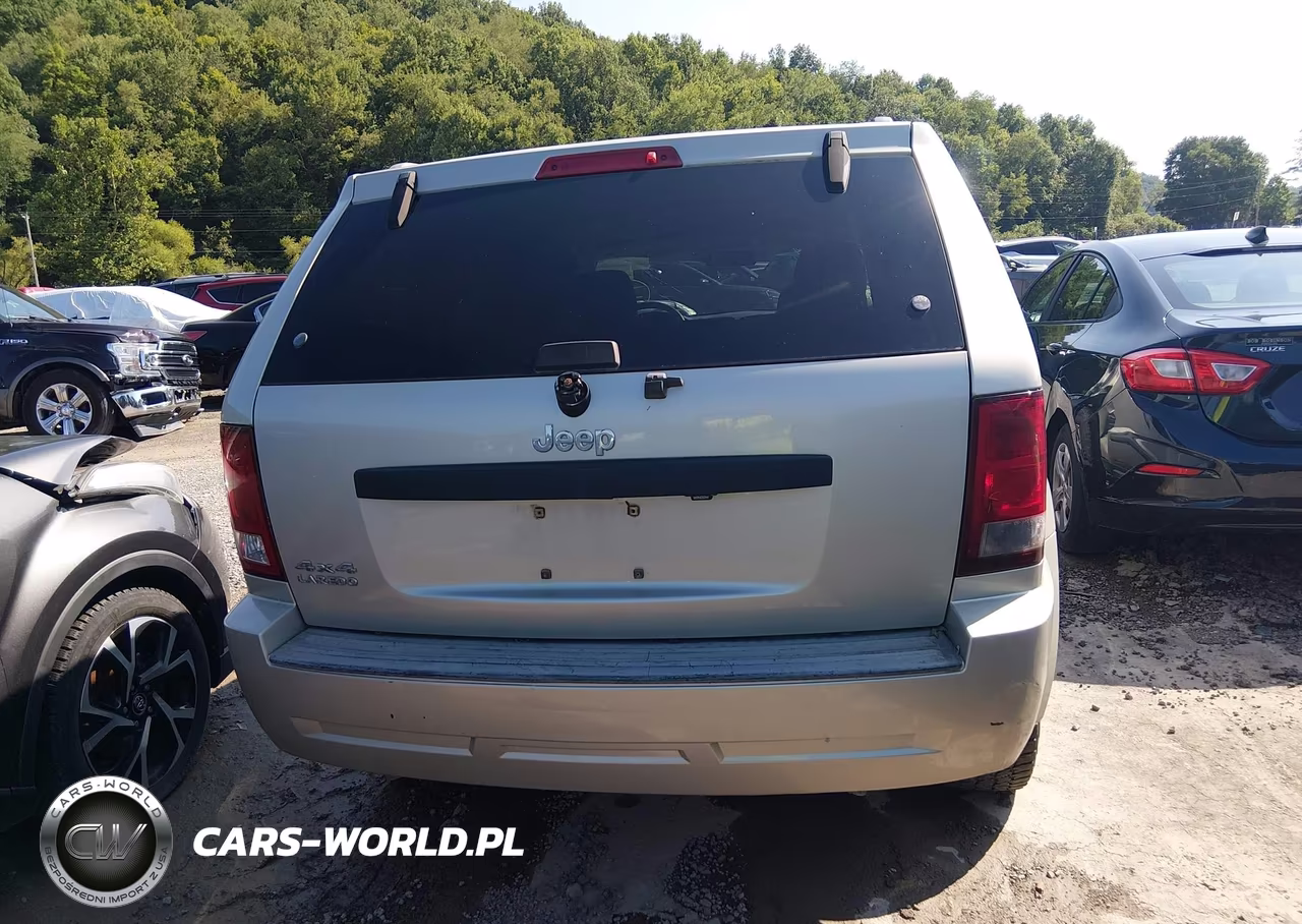2007 Jeep Grand Cherokee Laredo VIN:1J8GR48K37C624782 - 17