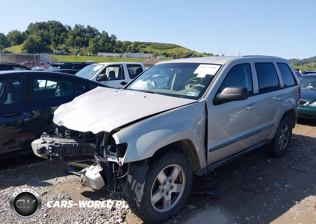 2007 Jeep Grand Cherokee Laredo VIN:1J8GR48K37C624782 - 2