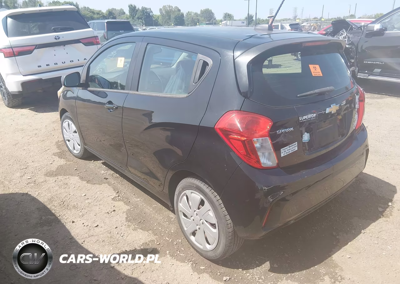 2017 Chevrolet Spark Ls Cvt VIN:KL8CB6SA4HC832329 - 3