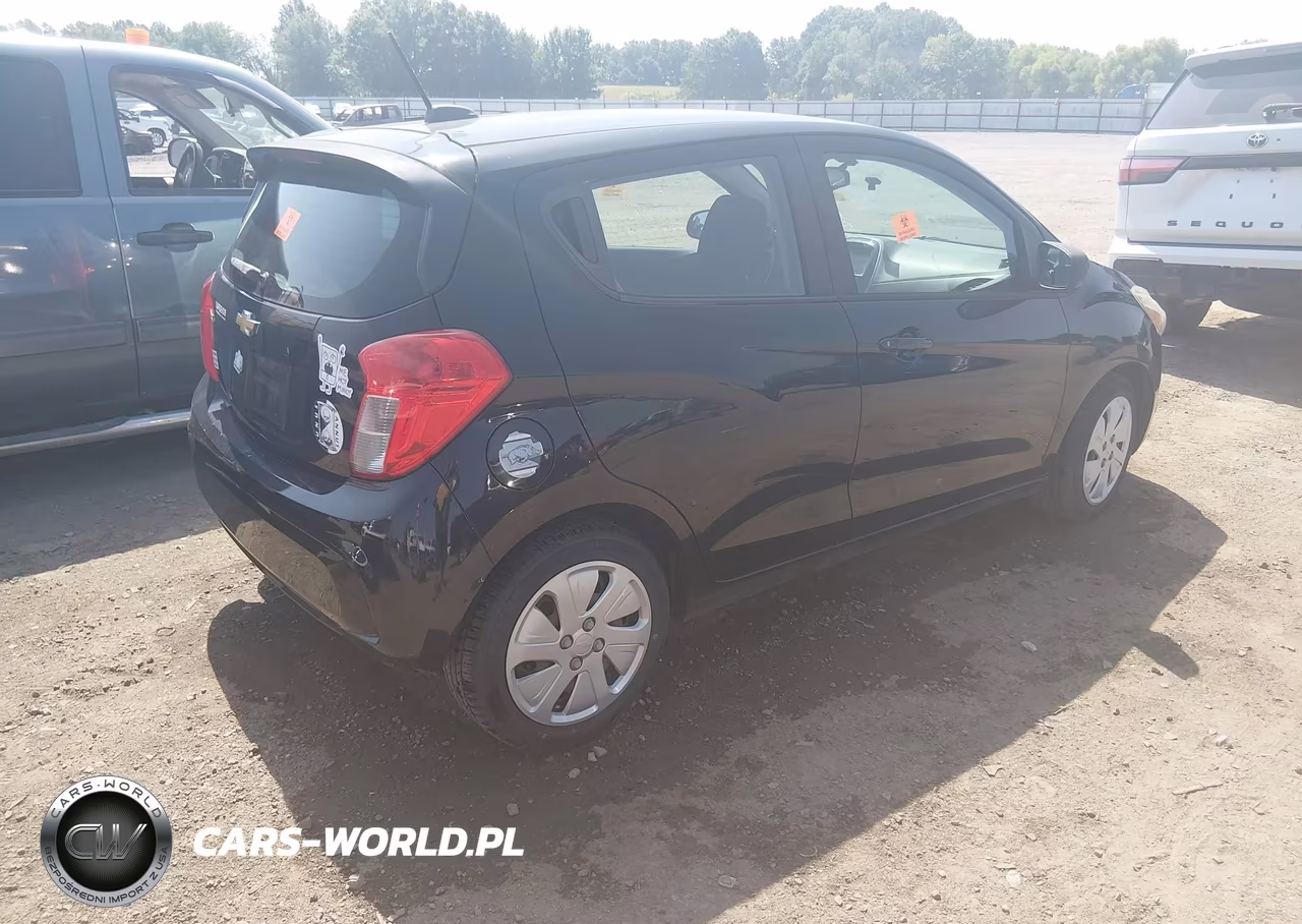 2017 Chevrolet Spark Ls Cvt VIN:KL8CB6SA4HC832329 - 4