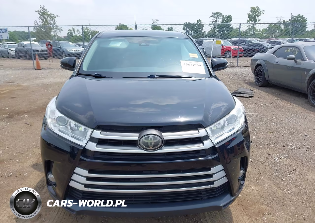 2017 Toyota Highlander Le Plus VIN:5TDBZRFH3HS427133 - 12