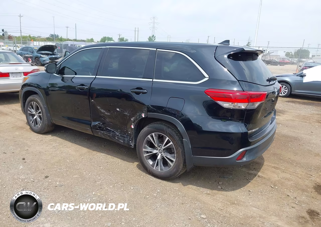 2017 Toyota Highlander Le Plus VIN:5TDBZRFH3HS427133 - 3
