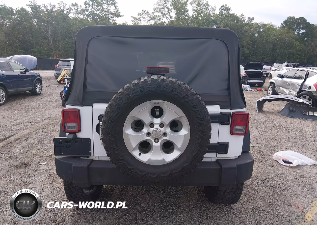 2011 Jeep Wrangler Unlimited Sport VIN:1J4BA3H19BL537644 - 16