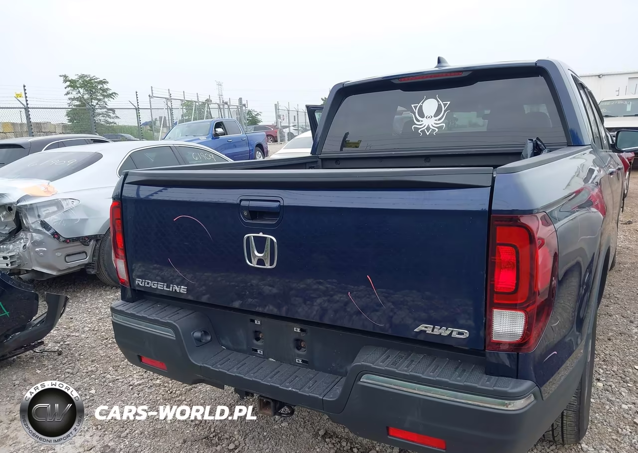 2017 Honda Ridgeline Rtl VIN:5FPYK3F52HB001981 - 17