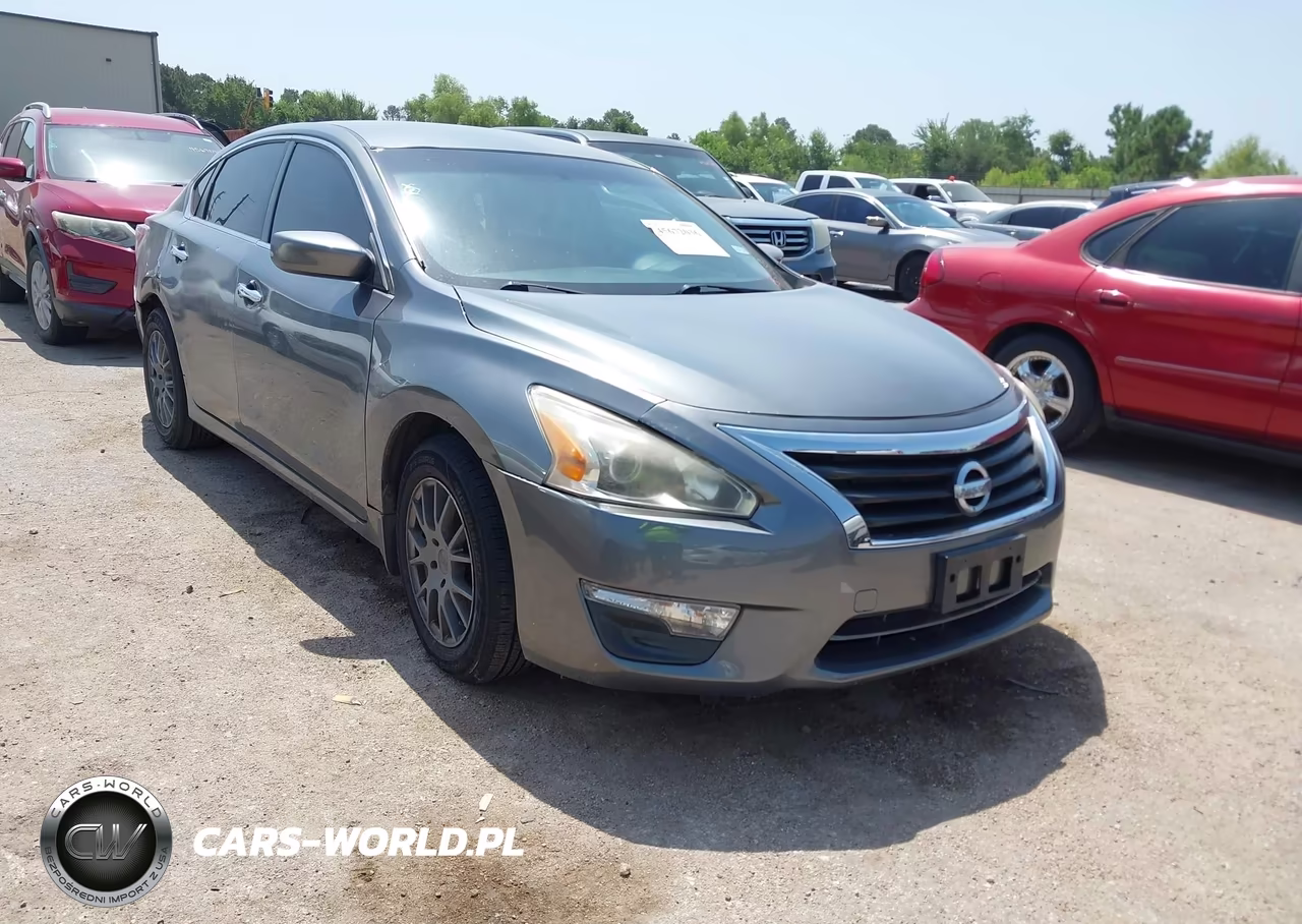2014 Nissan Altima 2.5 S – zdjęcie 1 z 11