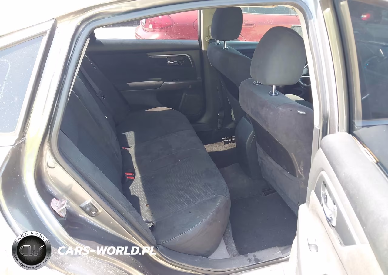 2014 Nissan Altima 2.5 S VIN:1N4AL3AP5EN390490 - 8